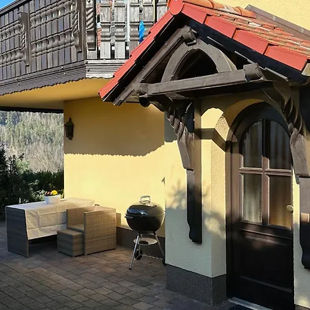 Appartamento 1 Festungsblick